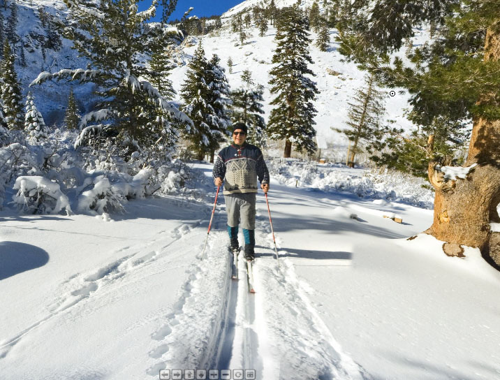 Skiing above Independence